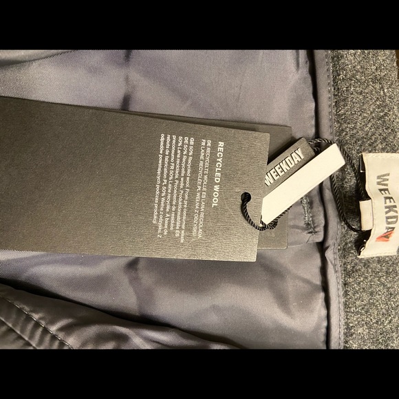 WEEKDAY- NWT- Grey Wool Mini Skirt Size L - Picture 6 of 7